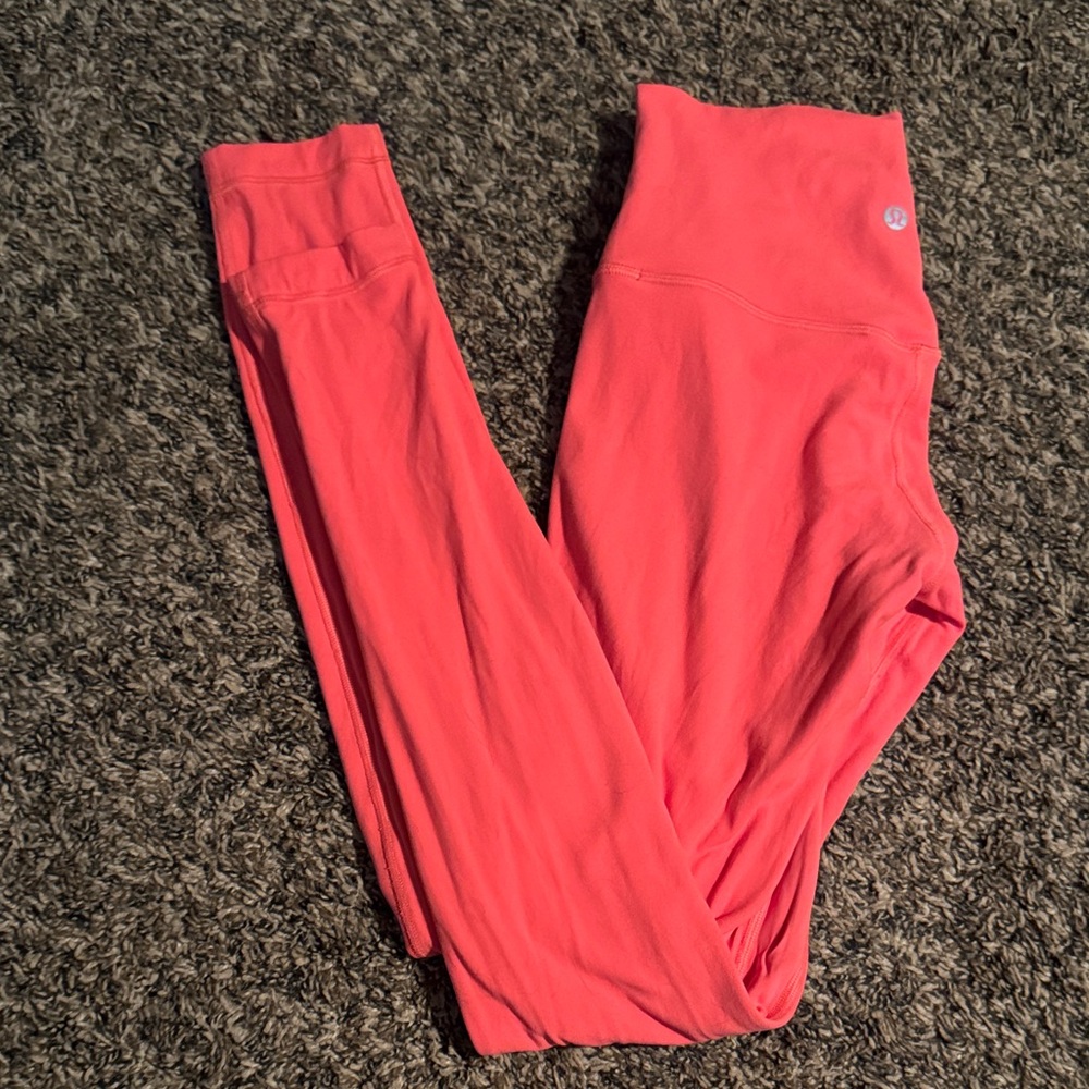 Lululemon coral aligns